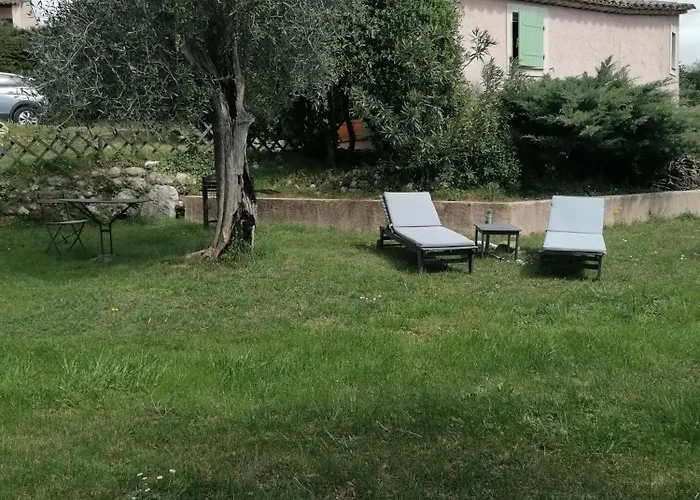 Studio Au Milieu D Une Oliveraie Le Mas De La Huppe